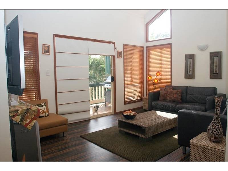 4 Pict Court, Nerang QLD 4211