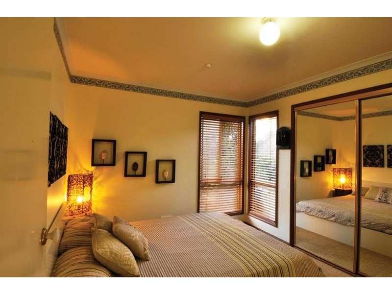 4 Pict Court, Nerang QLD 4211