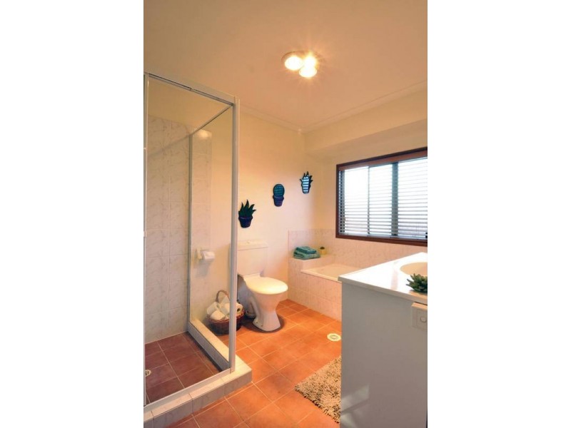 4 Pict Court, Nerang QLD 4211