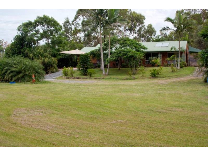 8 Banyula Drive, Gaven QLD 4211