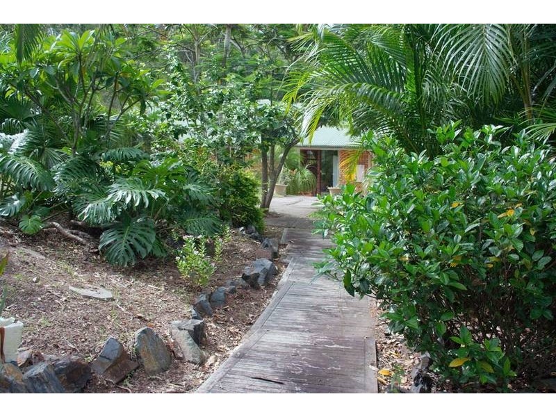 8 Banyula Drive, Gaven QLD 4211