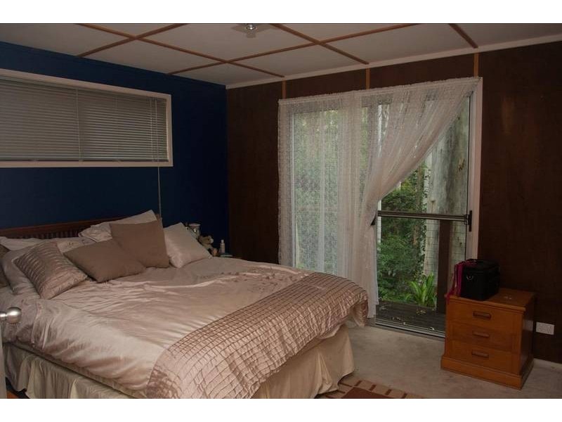 90 North Road, Lower Beechmont QLD 4211