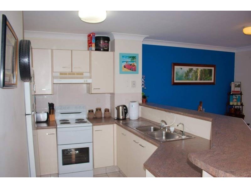 4/4 Bushmead Street, Nerang QLD 4211