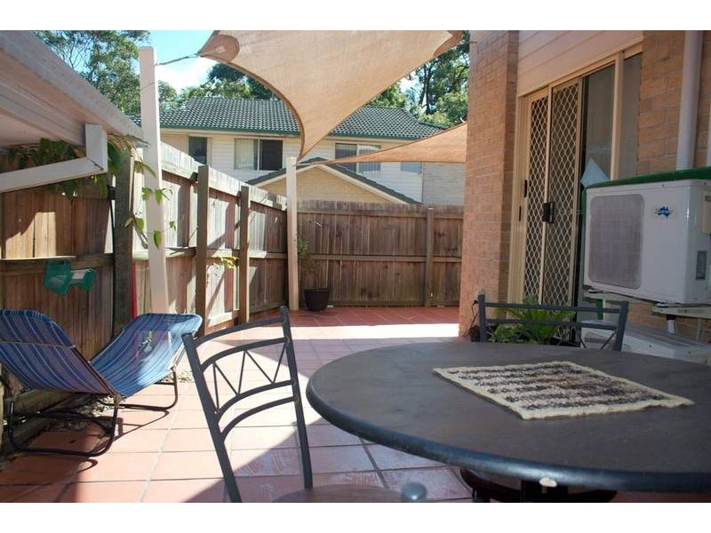 4/4 Bushmead Street, Nerang QLD 4211
