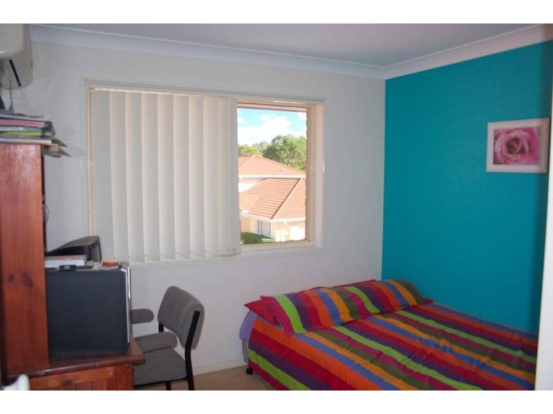 4/4 Bushmead Street, Nerang QLD 4211