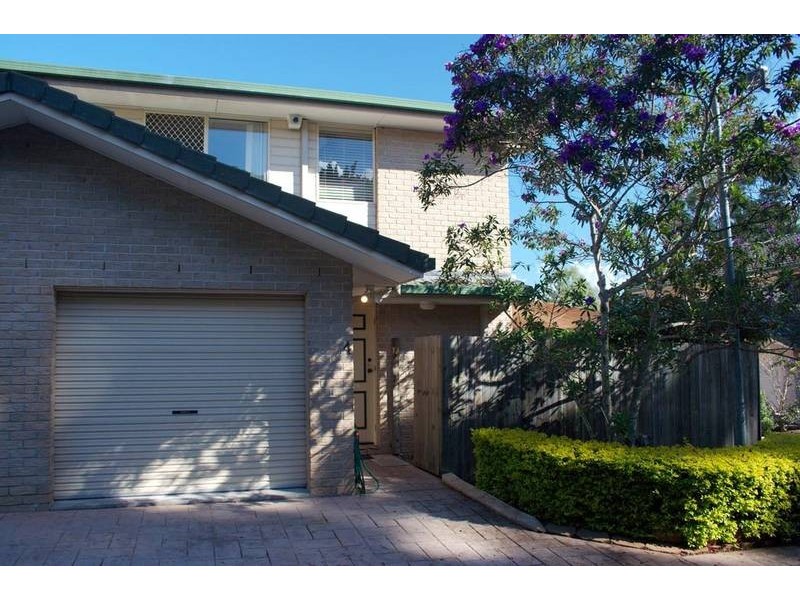 4/4 Bushmead Street, Nerang QLD 4211