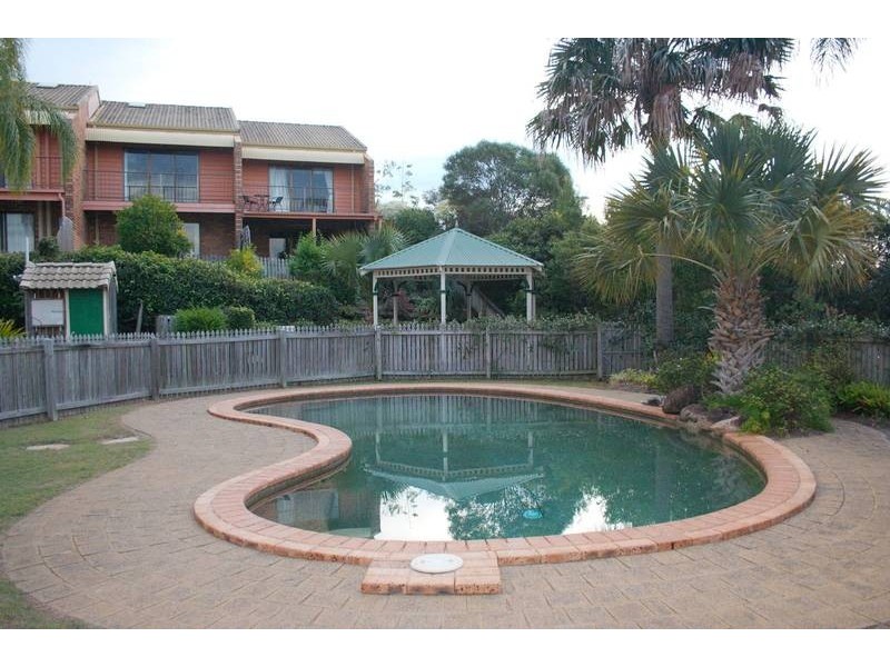 2/1 Kilpatrick Court, Highland Park QLD 4211