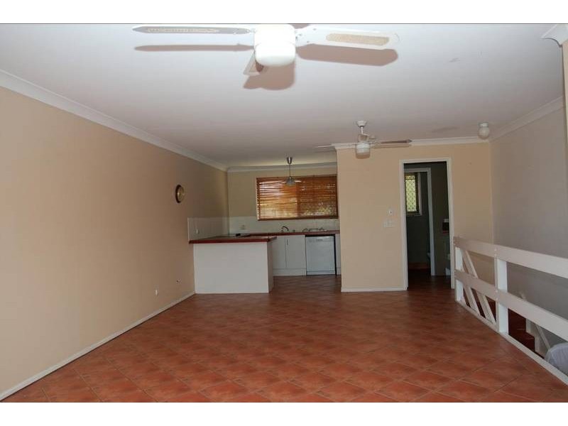 2/1 Kilpatrick Court, Highland Park QLD 4211