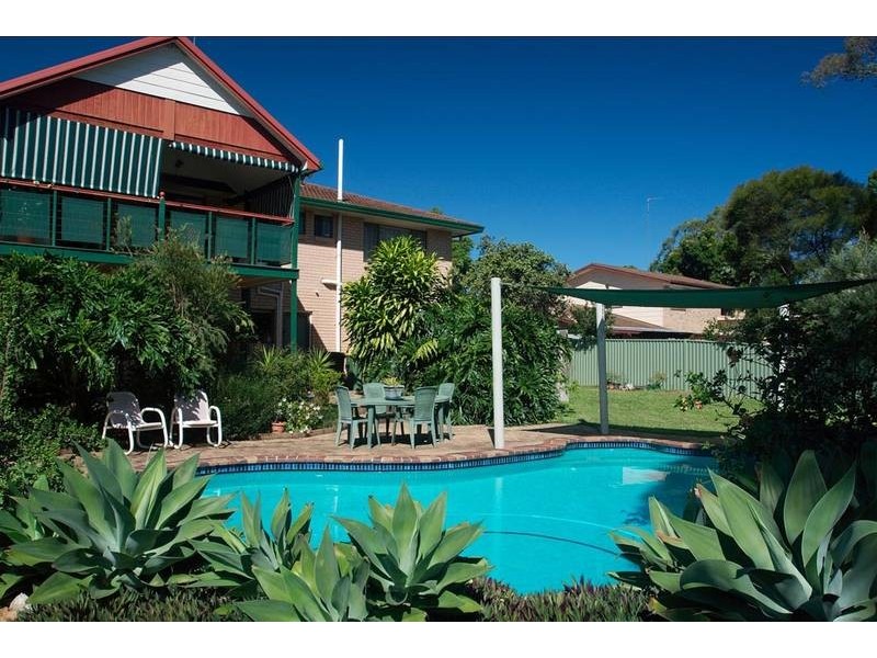 54 Merloo Drive, Nerang QLD 4211