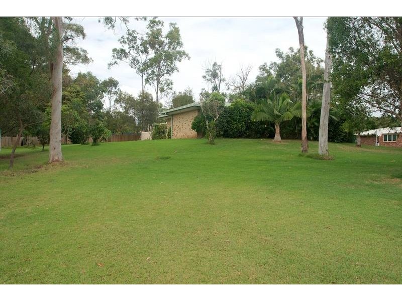 144 Castle Hill Drive North, Gaven QLD 4211