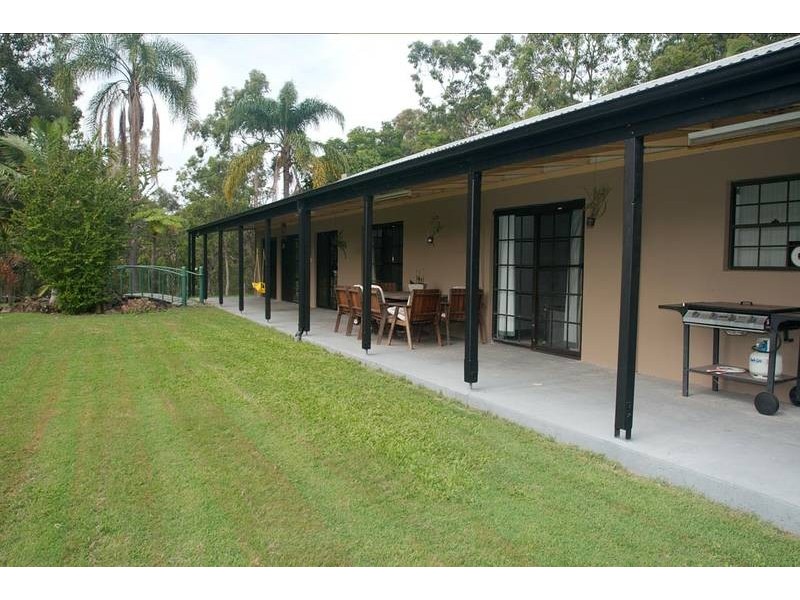 22 Narrabri Court, Gaven QLD 4211