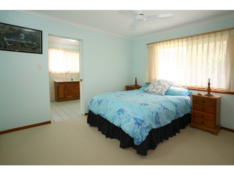 21 Merloo Drive, Nerang QLD 4211