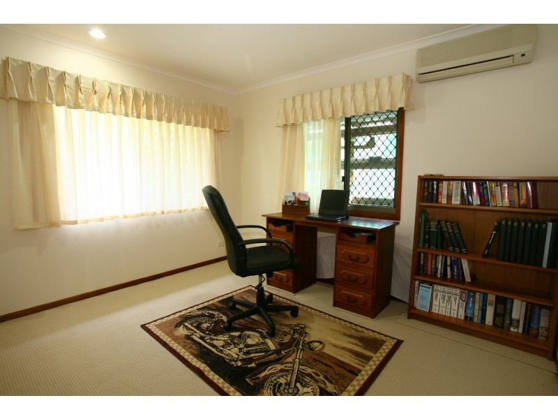 21 Merloo Drive, Nerang QLD 4211