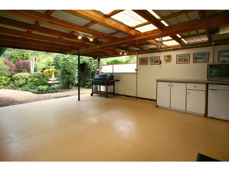 21 Merloo Drive, Nerang QLD 4211