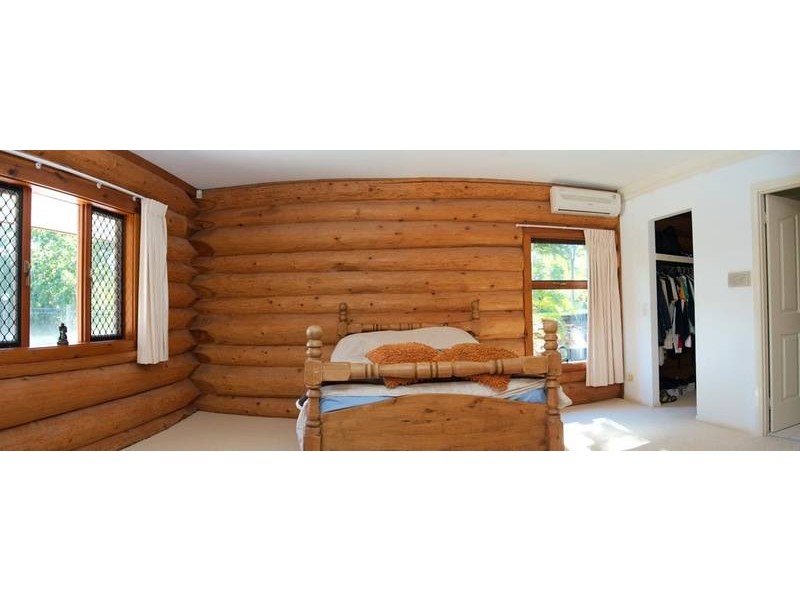 13 Birdlife Court, Nerang QLD 4211