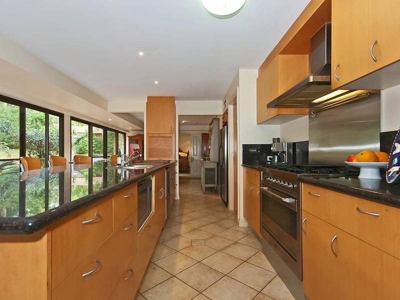 21 Kupara Street, Nerang QLD 4211