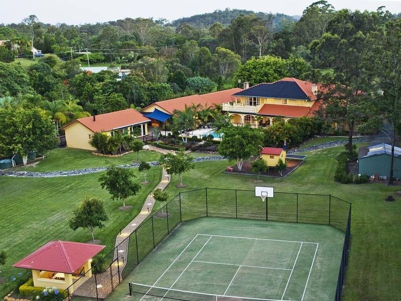 19 Alawara Drive, Tallai QLD 4213