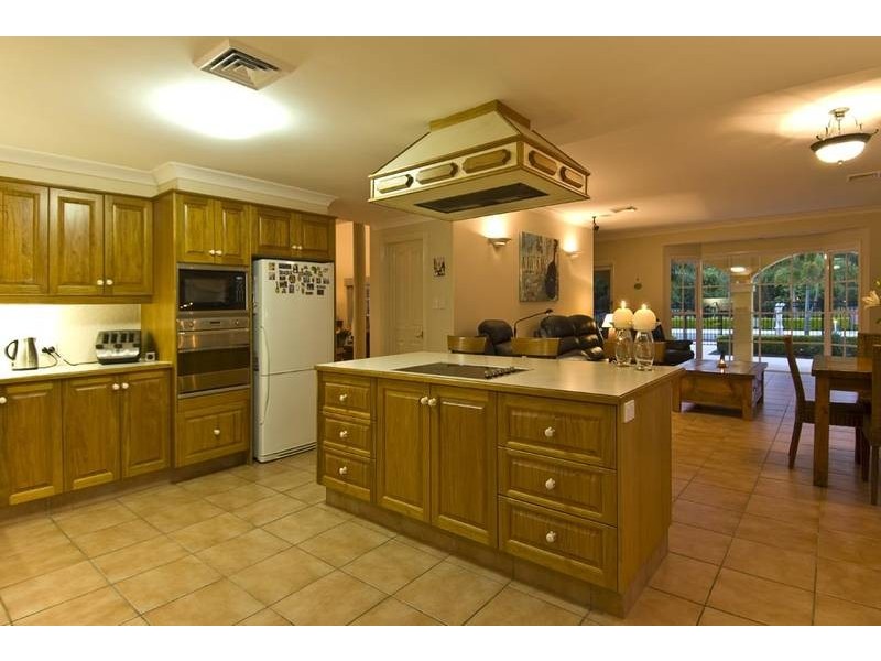 19 Alawara Drive, Tallai QLD 4213