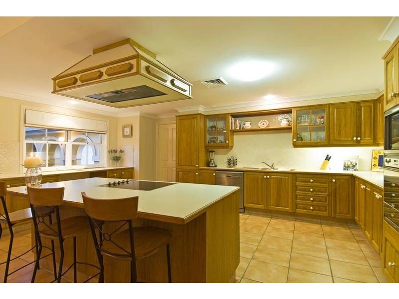 19 Alawara Drive, Tallai QLD 4213