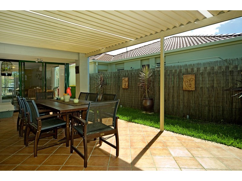 36 Marble Arch Place, Arundel QLD 4214