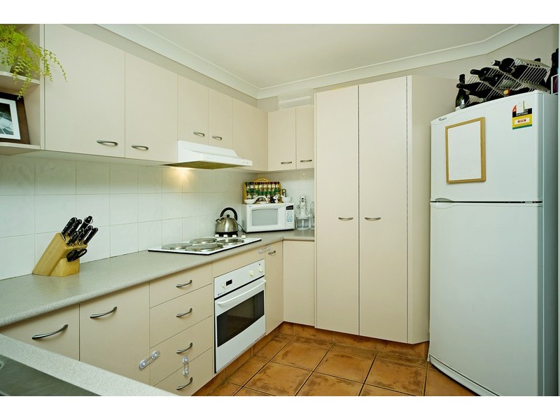 36 Marble Arch Place, Arundel QLD 4214