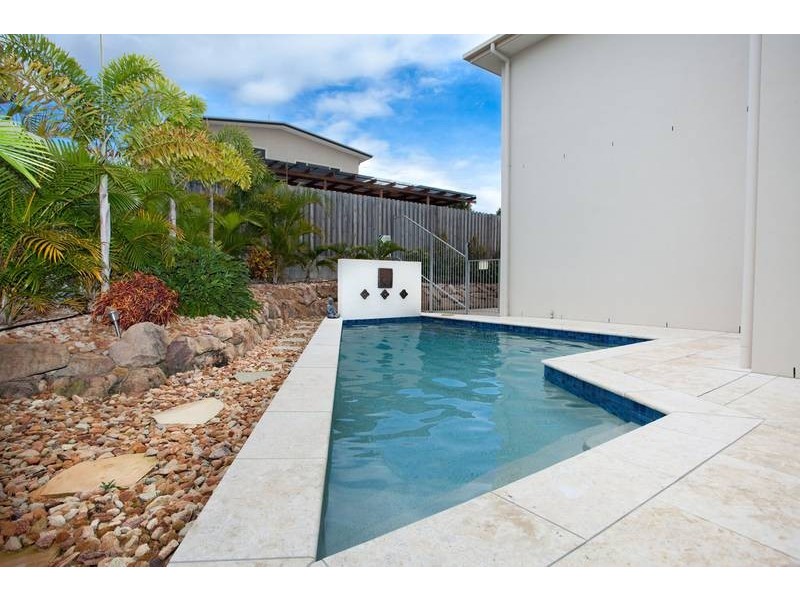 3 Ridgeline Way, Highland Park QLD 4211