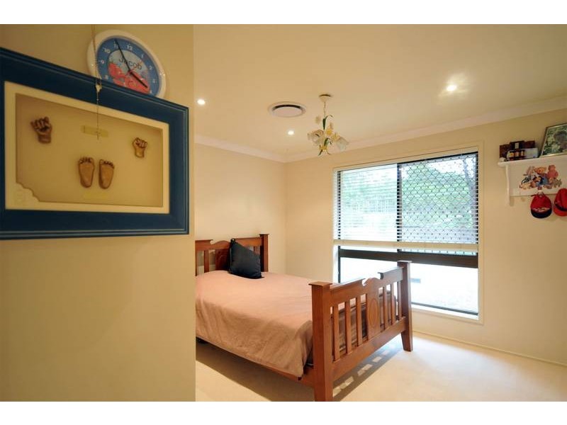 64 Worongary Road, Worongary QLD 4213