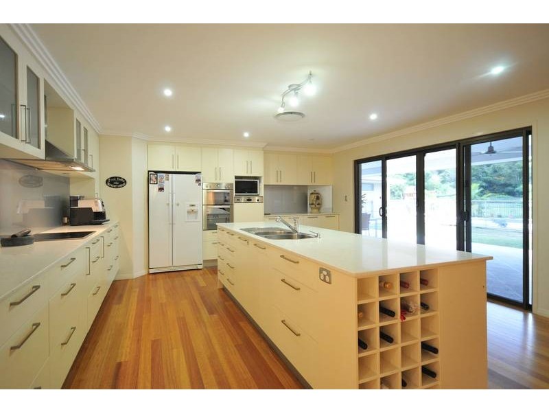 64 Worongary Road, Worongary QLD 4213