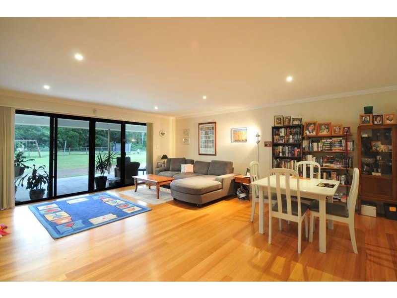 64 Worongary Road, Worongary QLD 4213