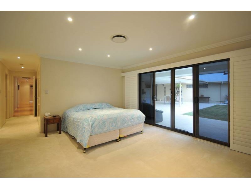 64 Worongary Road, Worongary QLD 4213