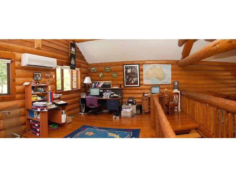 13 Birdlife Court, Nerang QLD 4211