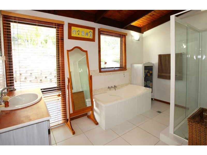 2 Coral Court, Witheren QLD 4275