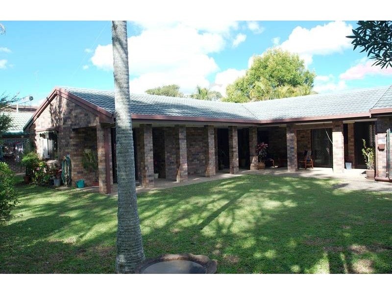 12 Nerang River Drive, Nerang QLD 4211