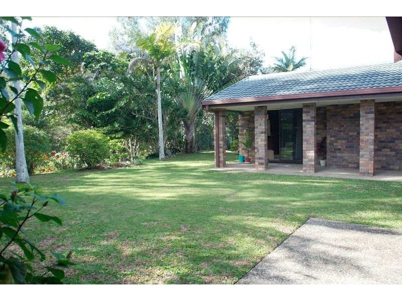 12 Nerang River Drive, Nerang QLD 4211