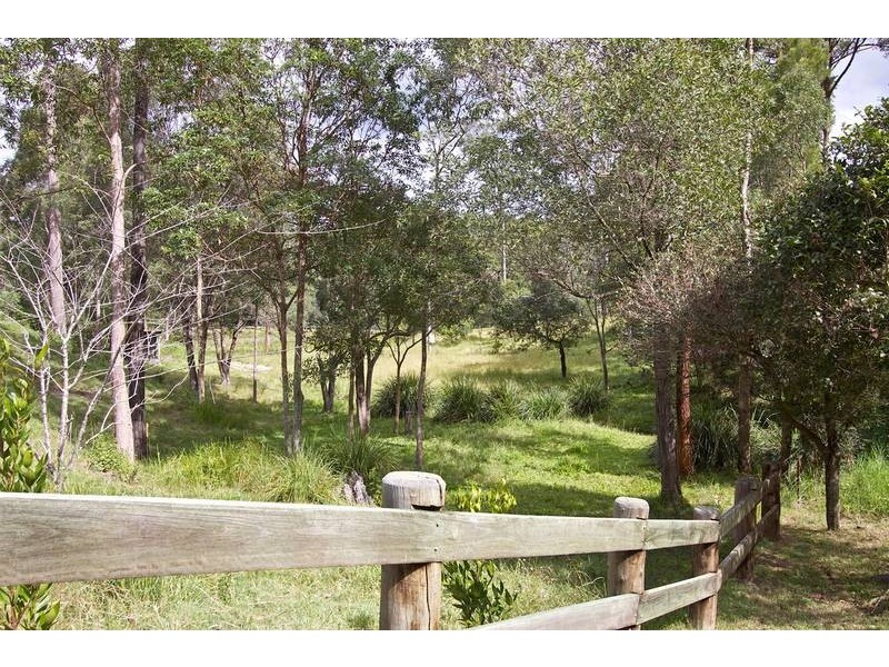 17 Parkway Drive, Advancetown QLD 4211