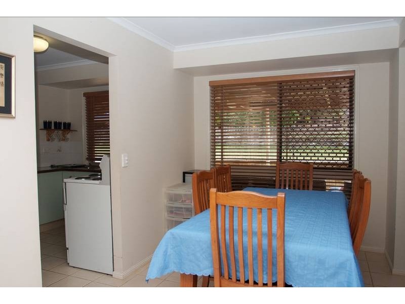 41 Renfrew Drive, Highland Park QLD 4211