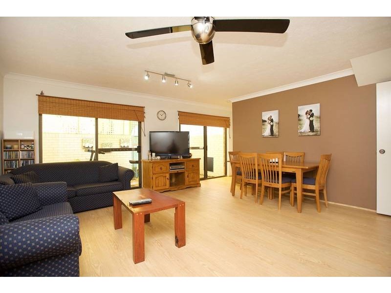 11/1a McLeod Street, Highland Park QLD 4211