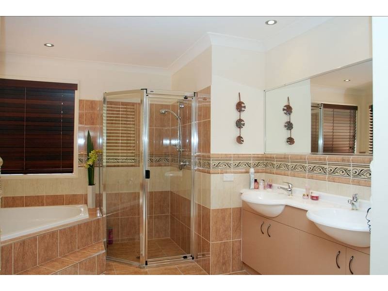 29 Venn Court, Mount Nathan QLD 4211