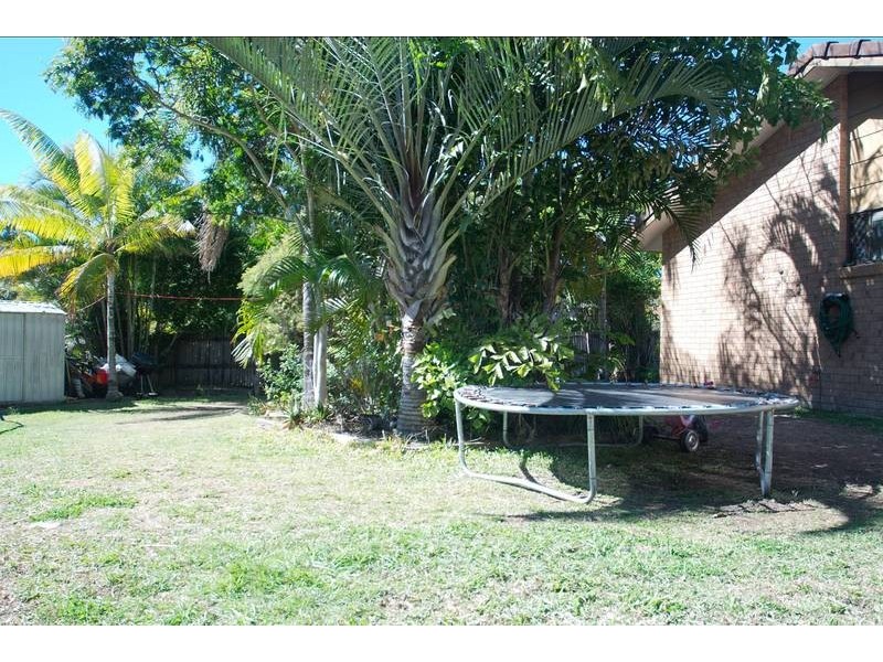 3 Culloden Court, Highland Park QLD 4211