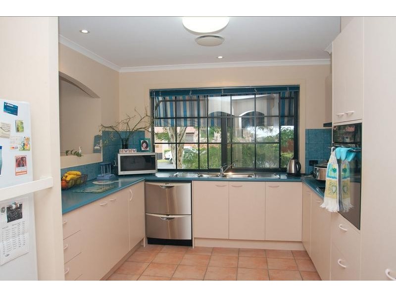 17 Convery Crescent, Highland Park QLD 4211