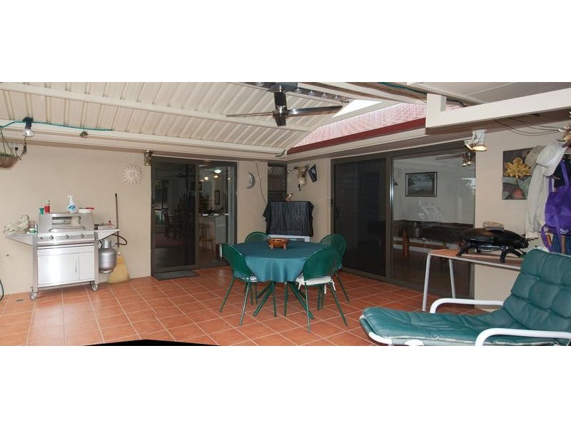23 Explorers Way, Worongary QLD 4213