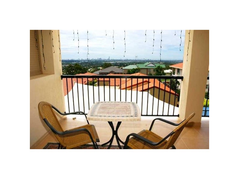 Highland Park QLD 4211