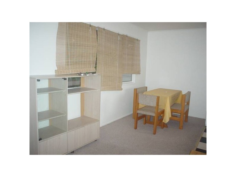 4/8 Robert Street, Labrador QLD 4215