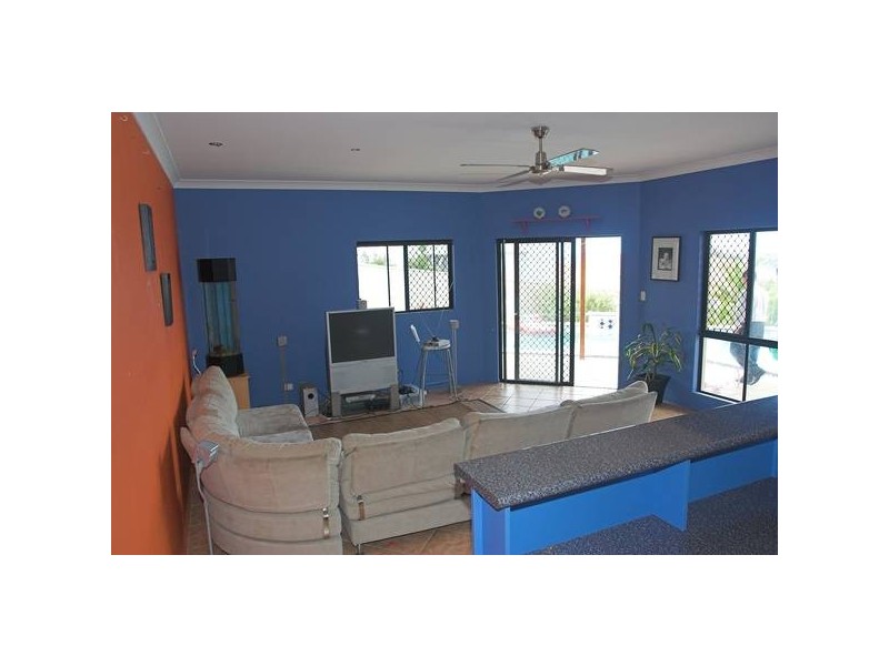 Ballah Crescent, Highland Park QLD 4211