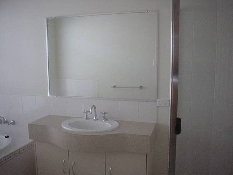 Zane Street, Molendinar QLD 4214