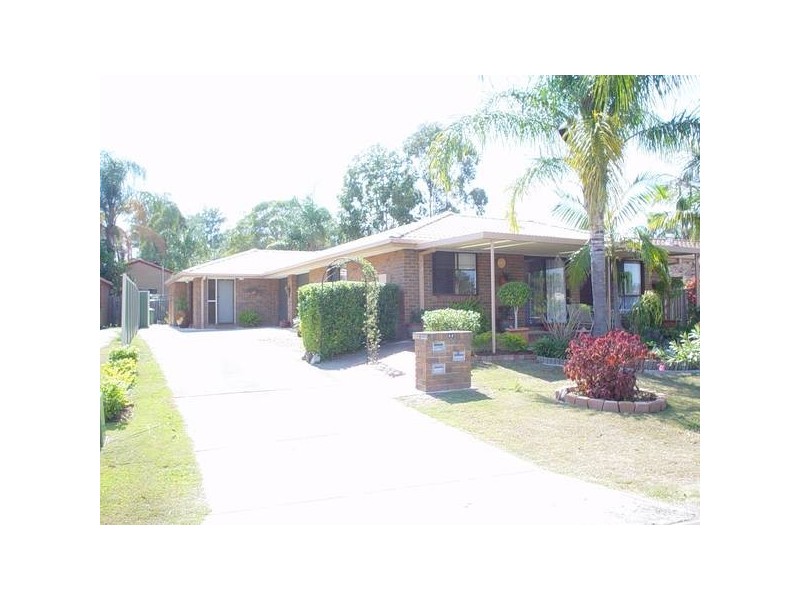 2/52 Galloway Drive, Ashmore QLD 4214