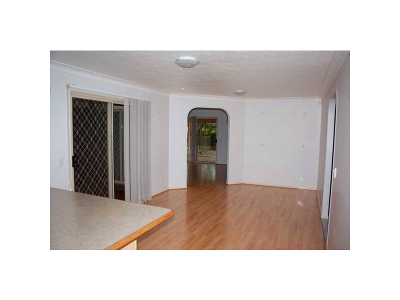 6 Lovelle Court, Worongary QLD 4213