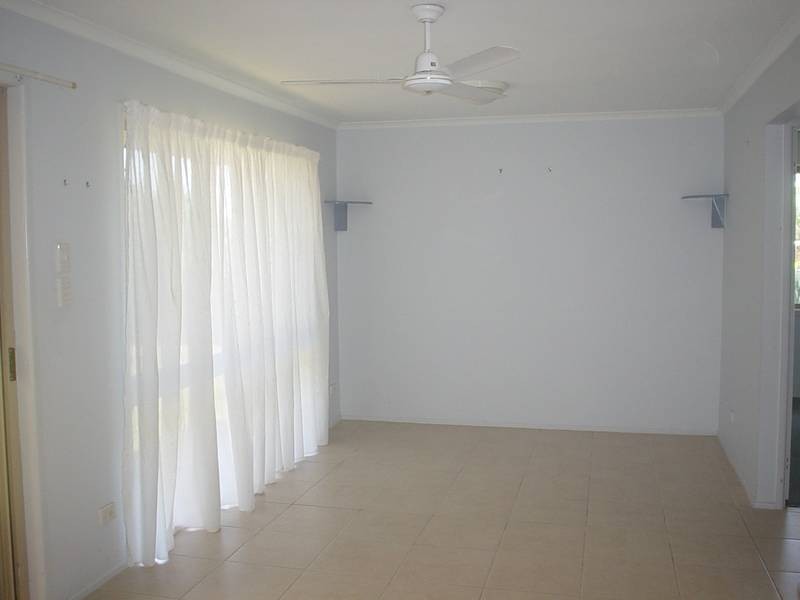 14 Jancoon Crt, Carrara QLD 4211