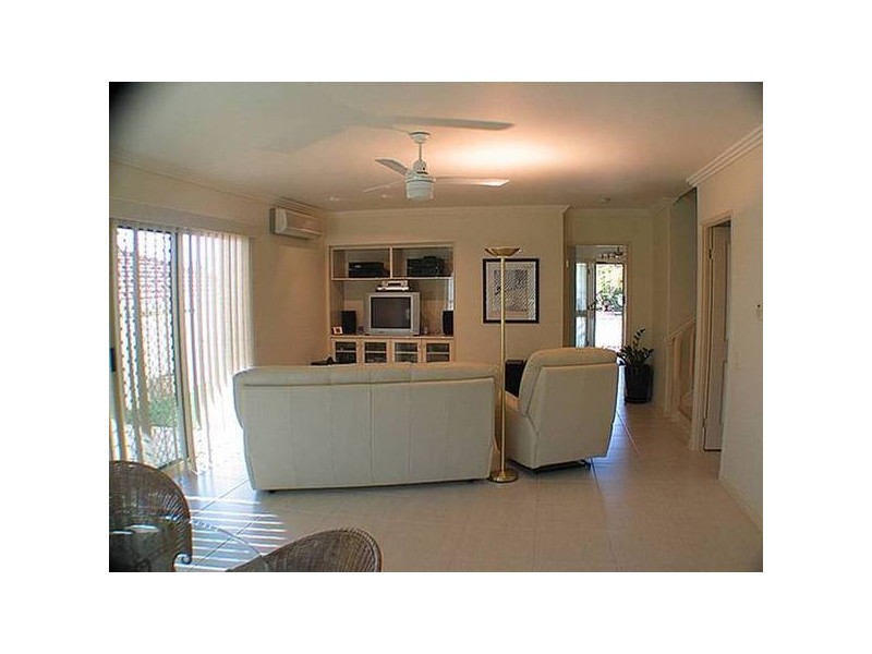 Highland Park QLD 4211