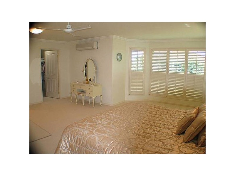 Highland Park QLD 4211